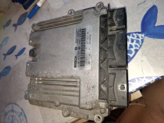 bontott DACIA LOGAN Motorvezérlő