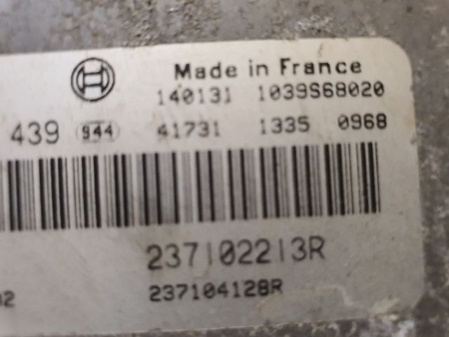 bontott DACIA LOGAN Motorvezérlő