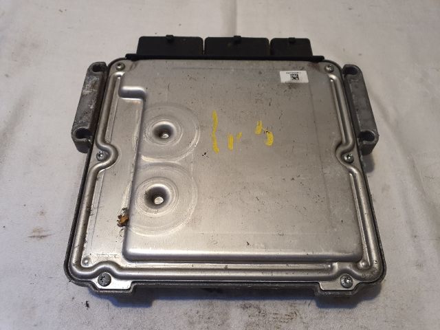 bontott DACIA LOGAN Motorvezérlő