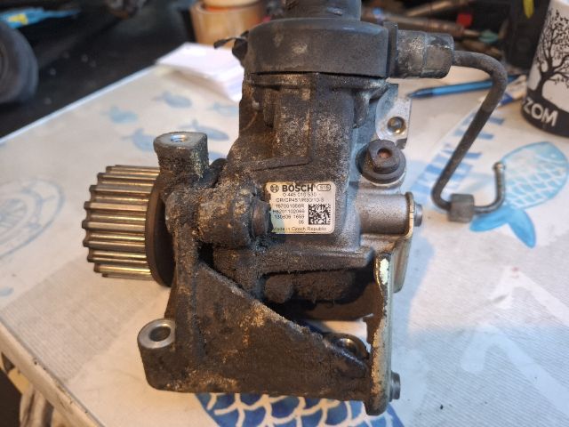 bontott DACIA LOGAN Nagynyomású Szivattyú