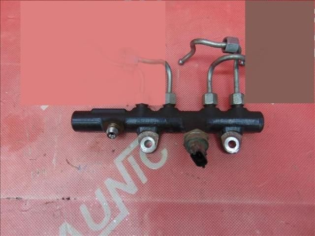 bontott DACIA LOGAN Porlasztó Sor / Híd