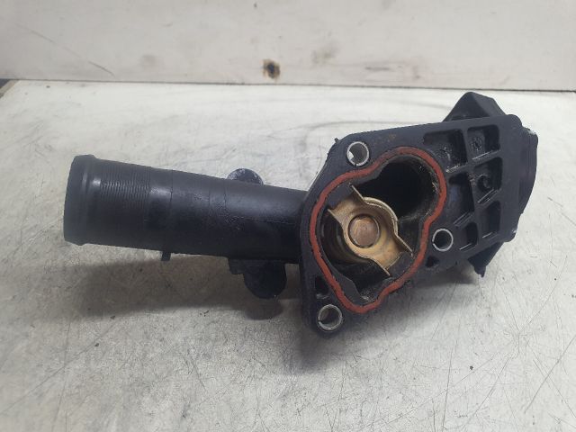 bontott DACIA LOGAN Termosztátház