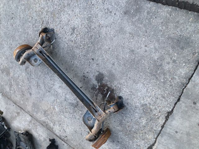 bontott DACIA LOGAN Hátsó Híd (Dobfékes)