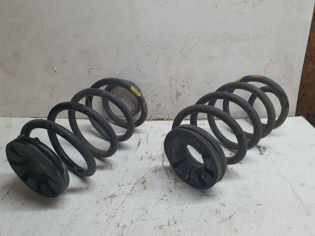 bontott DACIA LOGAN Hátsó Rugó Pár