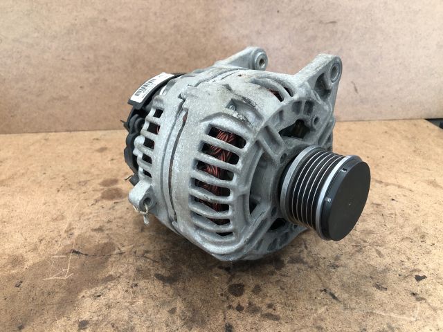 bontott DACIA LOGAN Generátor