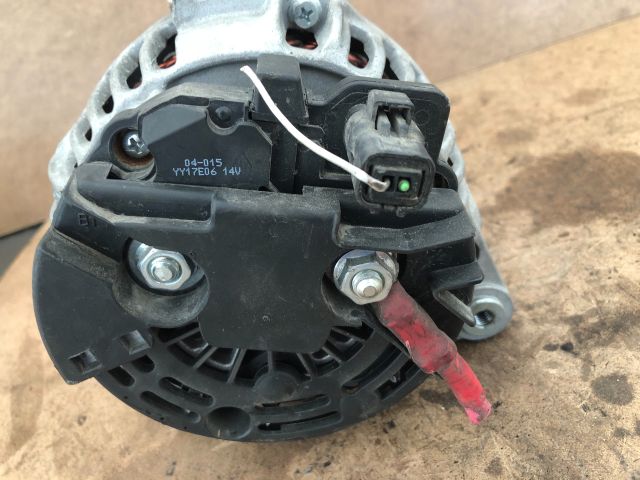 bontott DACIA LOGAN Generátor