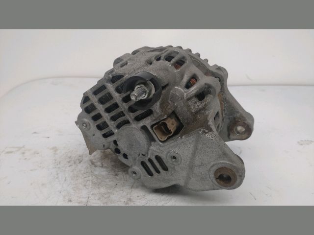 bontott DACIA LOGAN Generátor