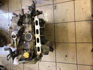 bontott DACIA LOGAN Motor (Fűzött blokk hengerfejjel)