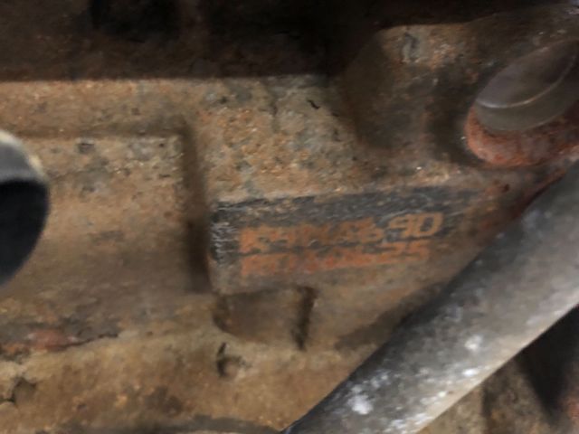 bontott DACIA LOGAN Motor (Fűzött blokk hengerfejjel)