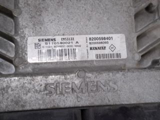 bontott DACIA LOGAN Motorvezérlő