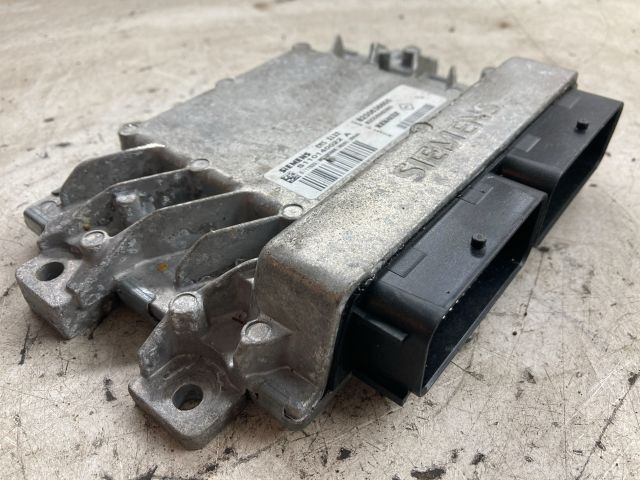 bontott DACIA LOGAN Motorvezérlő