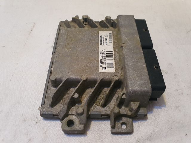 bontott DACIA LOGAN Motorvezérlő