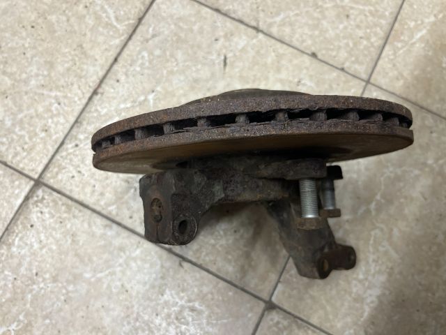 bontott DACIA LOGAN Jobb első Csonkállvány Kerékaggyal