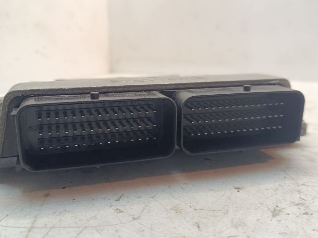 bontott DACIA LOGAN Motorvezérlő