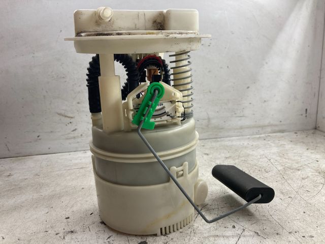 bontott DACIA LOGAN Üzemanyag Szivattyú