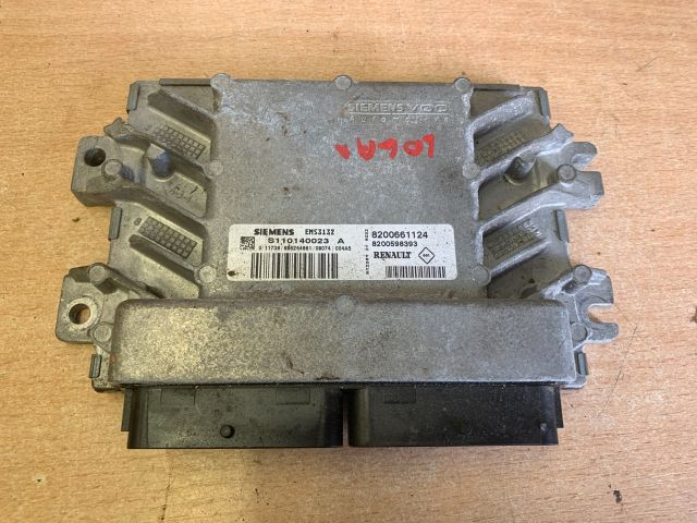 bontott DACIA LOGAN Motorvezérlő