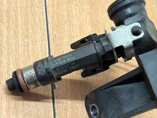 bontott DACIA LOGAN Porlasztó (1 db)