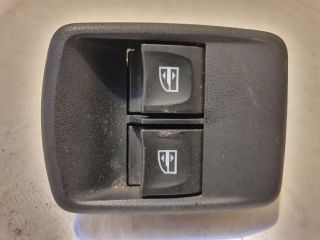 bontott DACIA LOGAN Ablakemelő Kapcsoló Négyes / Kettes