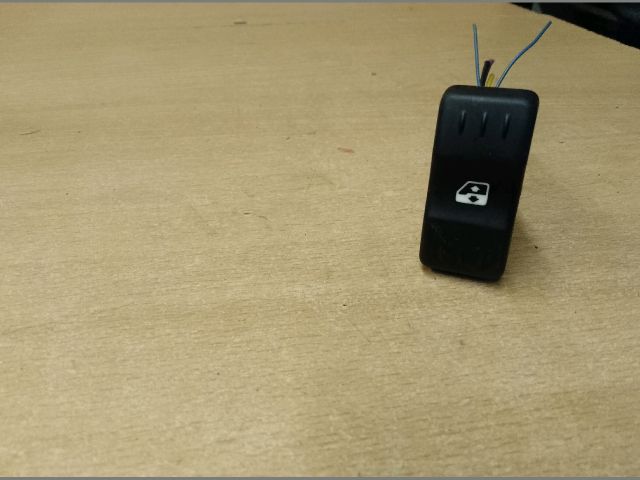 bontott DACIA LOGAN Ablakemelő Kapcsoló (Pozíciófüggetlen)