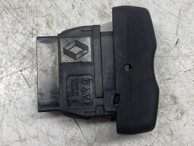 bontott DACIA LOGAN Ablakfűtés Kapcsoló