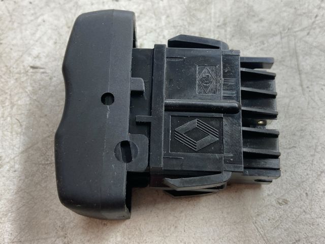 bontott DACIA LOGAN Ablakfűtés Kapcsoló