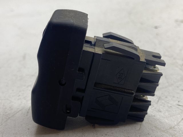 bontott DACIA LOGAN Ablakfűtés Kapcsoló