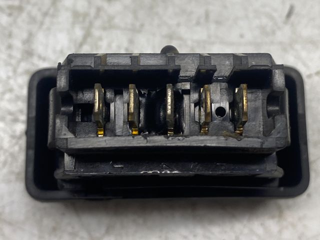 bontott DACIA LOGAN Ablakfűtés Kapcsoló