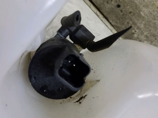 bontott DACIA LOGAN Ablakmosó Tartály