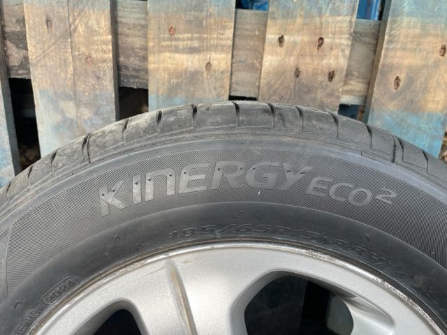 bontott DACIA LOGAN Alufelni Szett Gumival