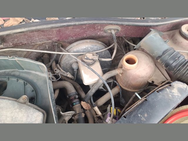 bontott DACIA LOGAN Bal C Oszlop Burkolat