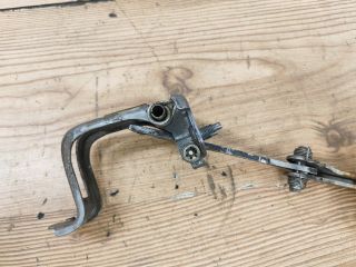 bontott DACIA LOGAN Bal Csomagtérajtó Ajtóhatároló