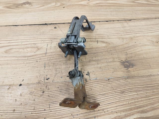 bontott DACIA LOGAN Bal Csomagtérajtó Ajtóhatároló