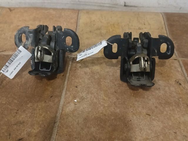 bontott DACIA LOGAN Bal Csomagtérajtó Zárszerkezet