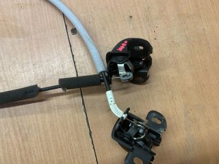 bontott DACIA LOGAN Bal Csomagtérajtó Zárszerkezet