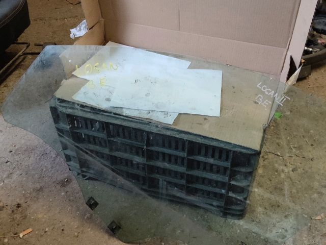 bontott DACIA LOGAN Bal első Ablak