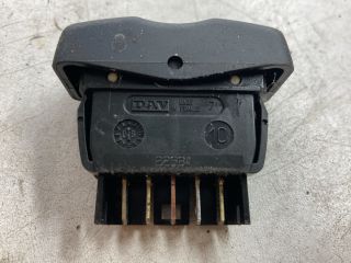 bontott DACIA LOGAN Bal első Ablakemelő Kapcsoló