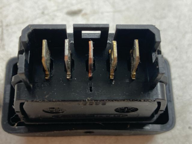 bontott DACIA LOGAN Bal első Ablakemelő Kapcsoló