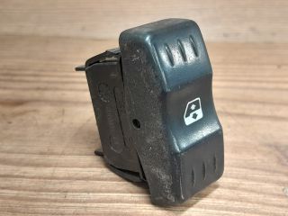 bontott DACIA LOGAN Bal első Ablakemelő Kapcsoló