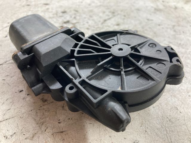 bontott DACIA LOGAN Bal első Ablakemelő Motor