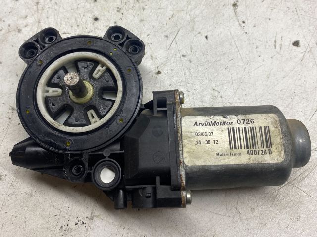 bontott DACIA LOGAN Bal első Ablakemelő Motor