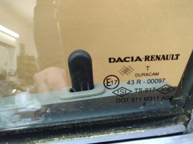 bontott DACIA LOGAN Bal első Ablakemelő Szerkezet (Elektromos)