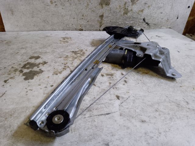 bontott DACIA LOGAN Bal első Ablakemelő Szerkezet (Elektromos)