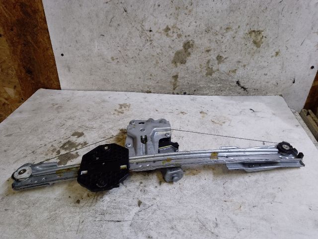 bontott DACIA LOGAN Bal első Ablakemelő Szerkezet (Elektromos)