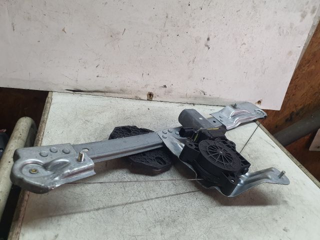 bontott DACIA LOGAN Bal első Ablakemelő Szerkezet (Elektromos)