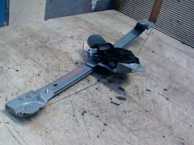 bontott DACIA LOGAN Bal első Ablakemelő Szerkezet (Elektromos)