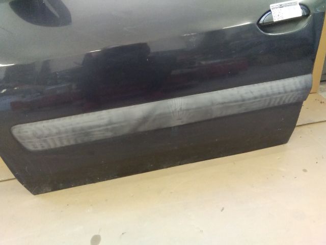 bontott DACIA LOGAN Bal első Ajtó Díszléc