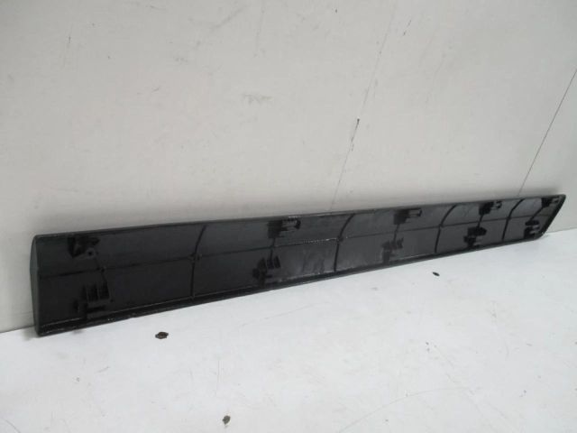 bontott DACIA LOGAN Bal első Ajtó Díszléc