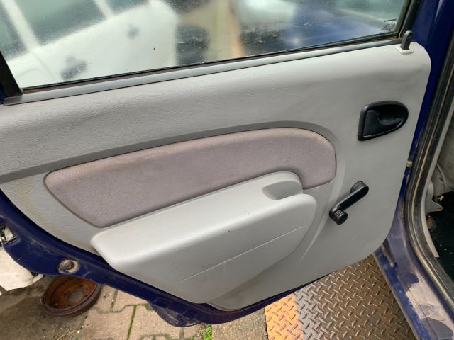 bontott DACIA LOGAN Bal első Ajtó Kárpit