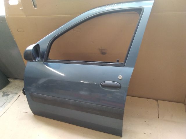 bontott DACIA LOGAN Bal első Ajtó (Részeivel)