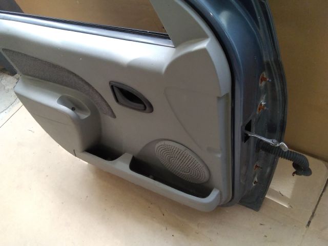 bontott DACIA LOGAN Bal első Ajtó (Részeivel)